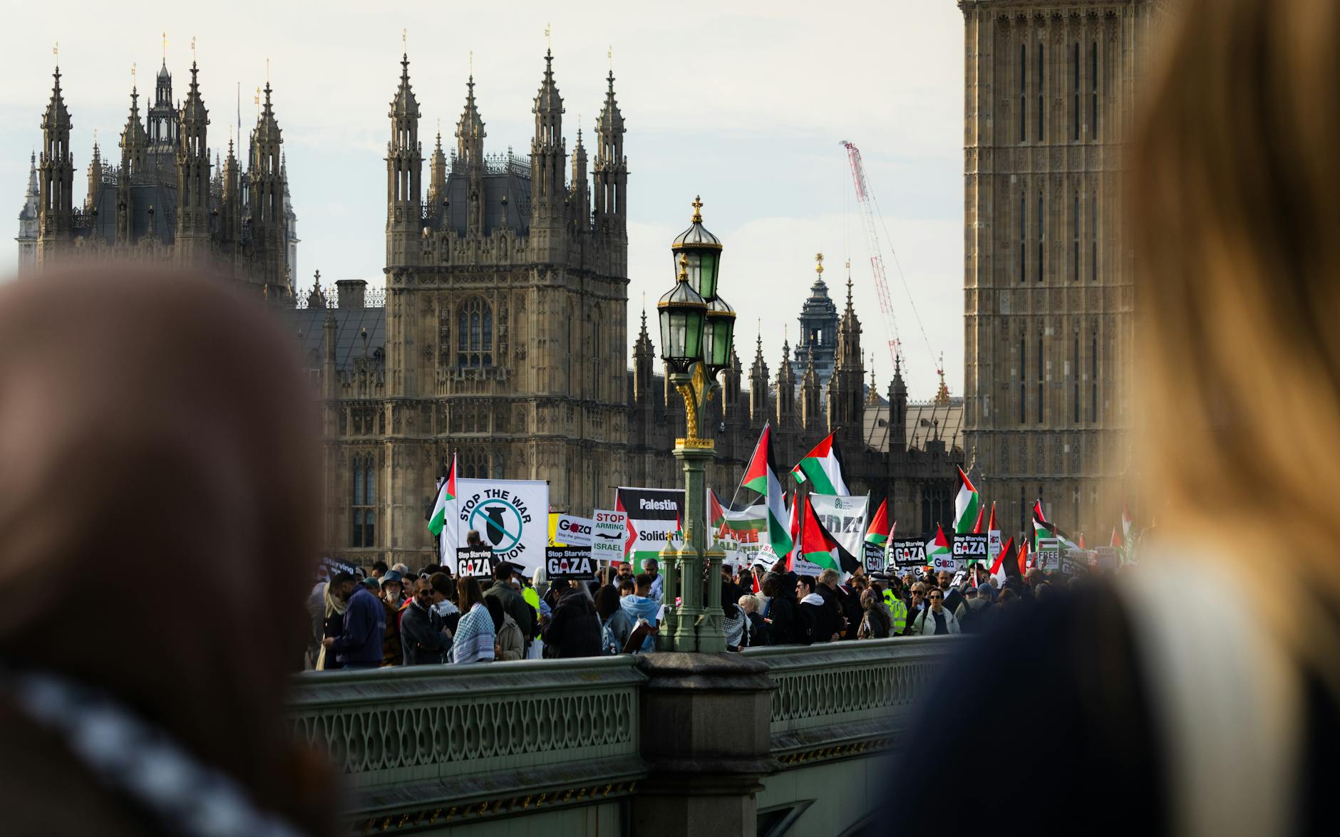 Rival London marches test Starmer after day of protests