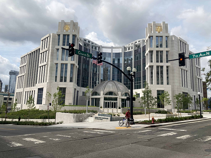 Federal courthouse exterior in Nashville, Tennessee