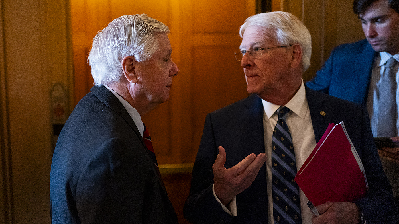 Lindsey Graham and Roger Wicker criticize reported Trump-Iran ceasefire terms