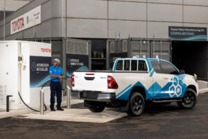 Toyota Unveils UK-Made Hydrogen-Fueled Hilux Pick-Up for Sustainable Industries