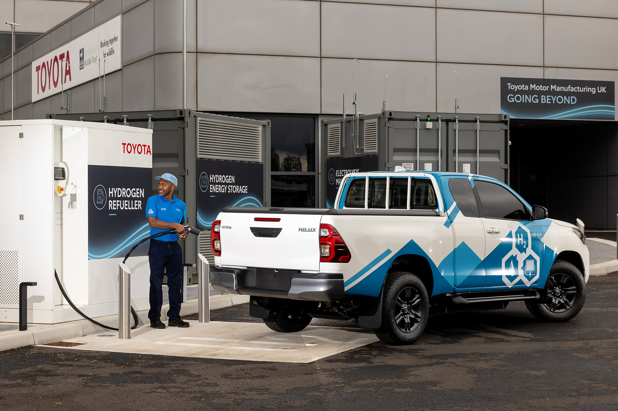 Toyota Unveils UKMade HydrogenFueled Hilux PickUp for Sustainable